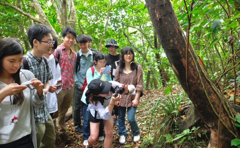 【修学旅行】やんばるにて、都立農業高校さまの自然体験学習（亜熱帯の森コース）を担当しました。